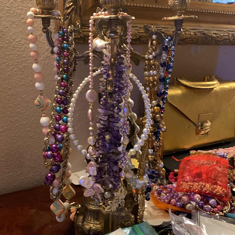 Unlisted Jewelry 1 - Picture 2 of 2